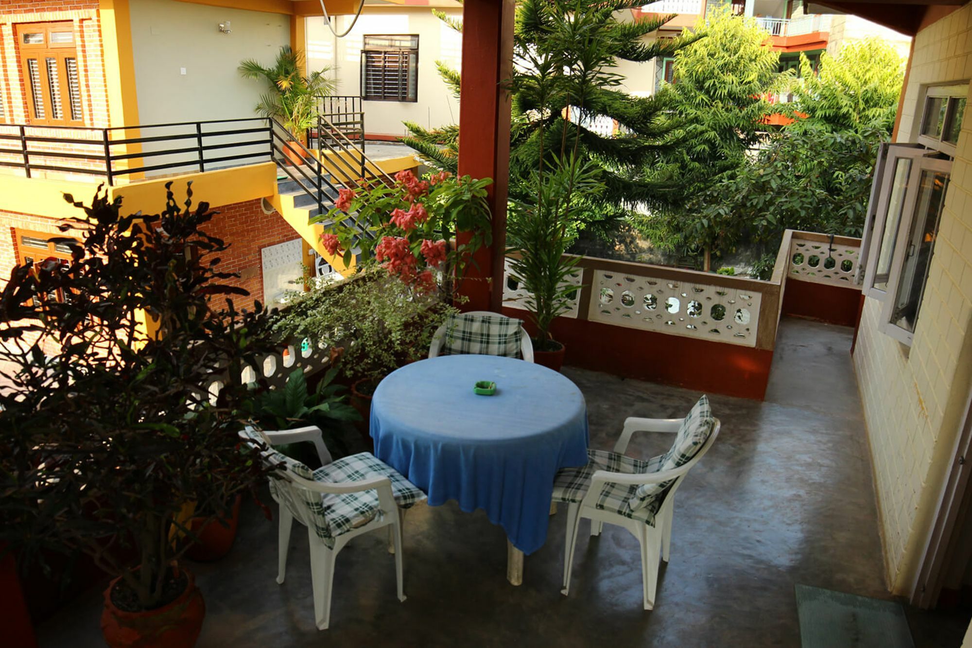 New Tourist Guest House โพคารา ภายนอก รูปภาพ