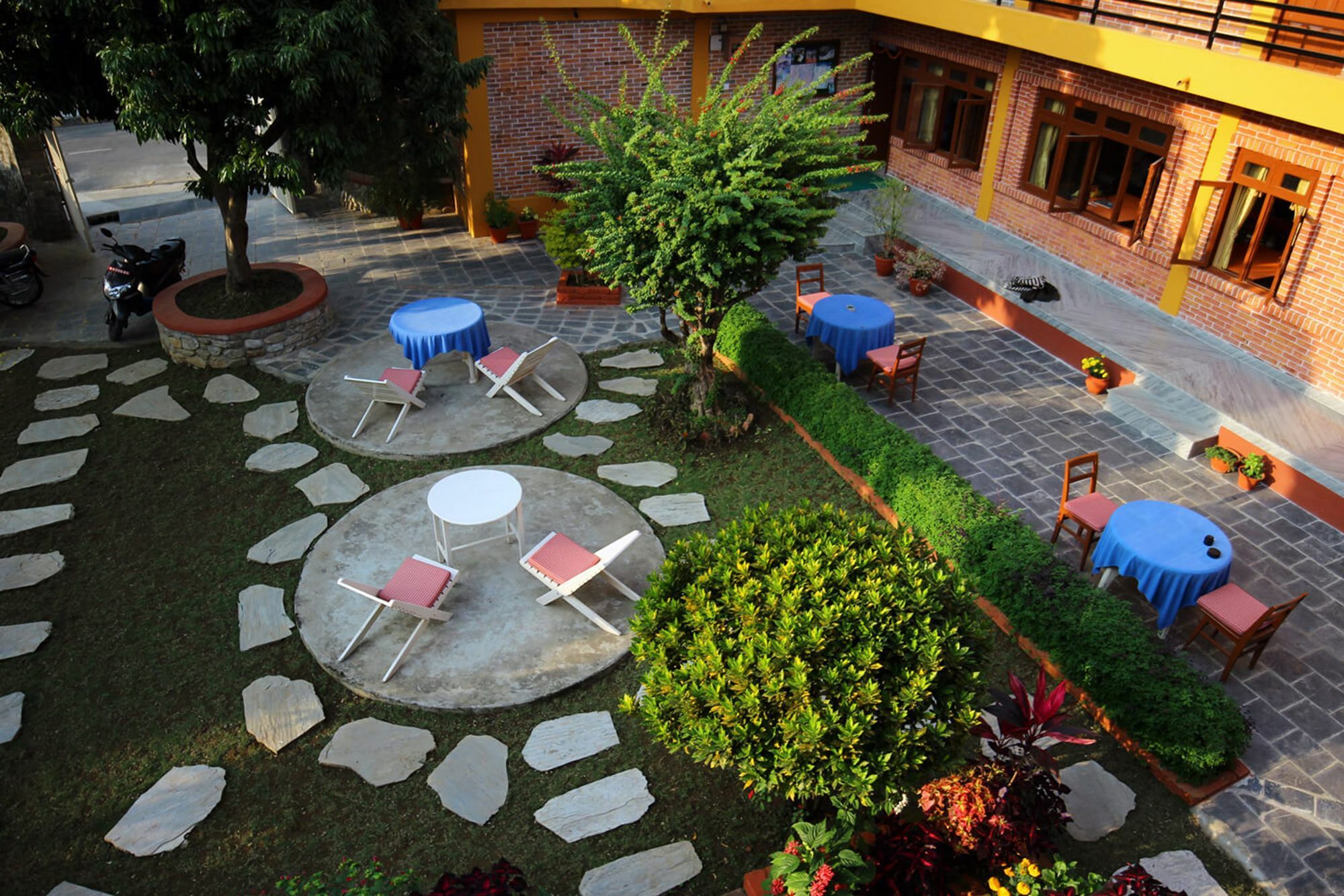 New Tourist Guest House โพคารา ภายนอก รูปภาพ